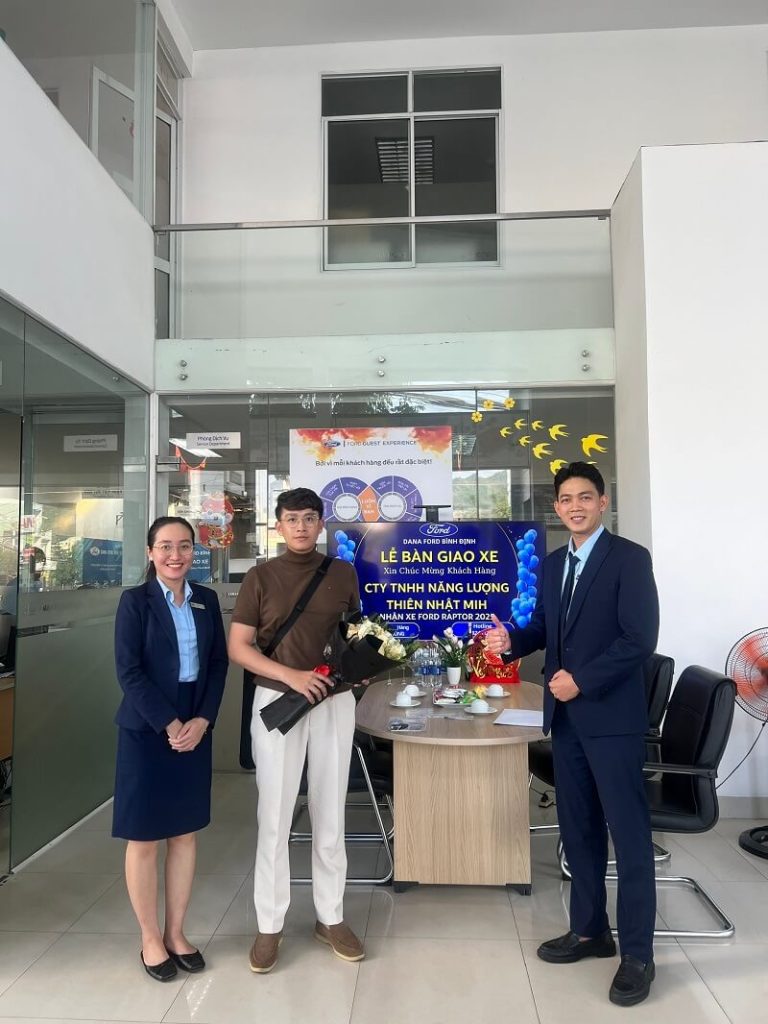 giao xe ford bình định