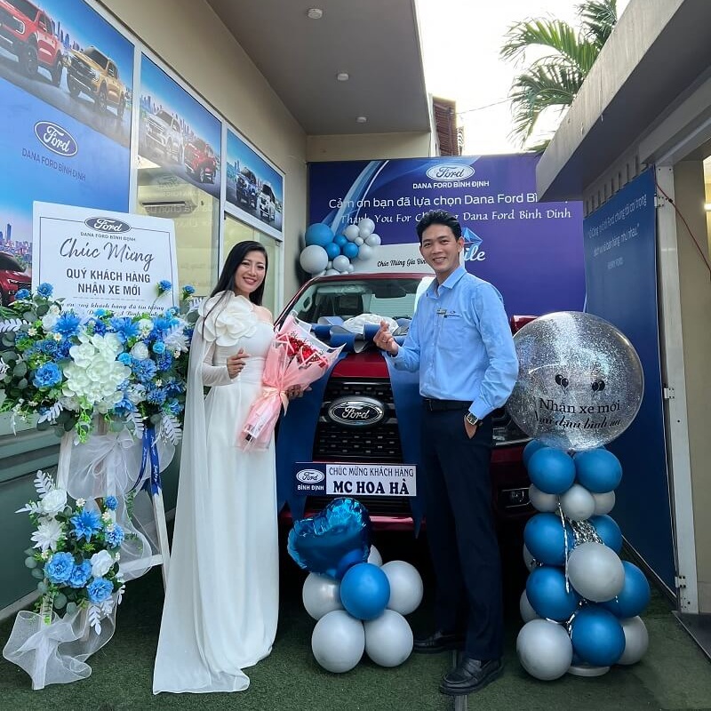 đại lý ford bình định tư vấn Việt Hung giao xe Ranger